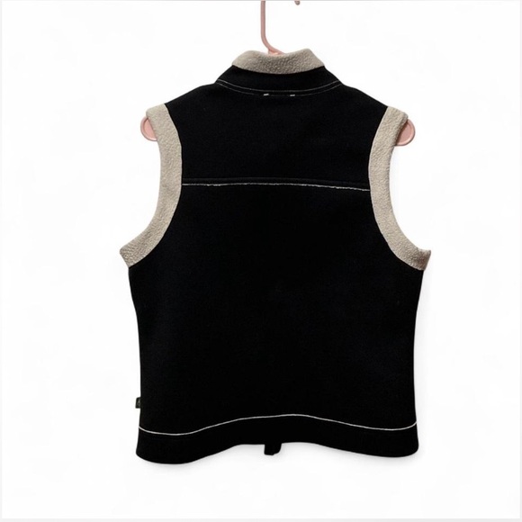 The North Face Black and Cream Sherpa Vest - Picture 3 of 3